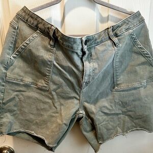 Vigoss Marley Olive Green Jean Shorts Relaxed Fit